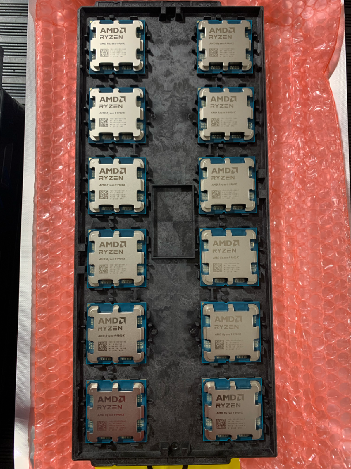 AMD Ryzen 9 9900X - Ryzen 9 9000 Series Granite Ridge (Zen 5) 12-Core 4.4 GHz